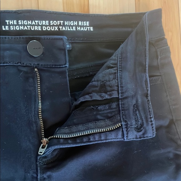 Reitmans High-Rise Black Jeans with Skinny Leg - The Signature Soft - Picture 9 of 13